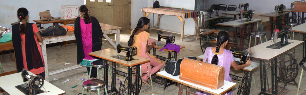 <p>Cutting & Sewing</p>